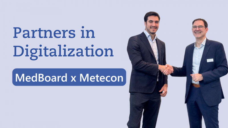 Alexander Fink and Ivan Perez Chamorro at MEDICA discussing the digital transformation of regulatory processes